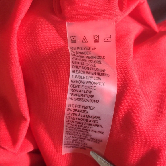 Red Sleeveless Dress with Black Trim - Tanjay - Picture 8 of 8